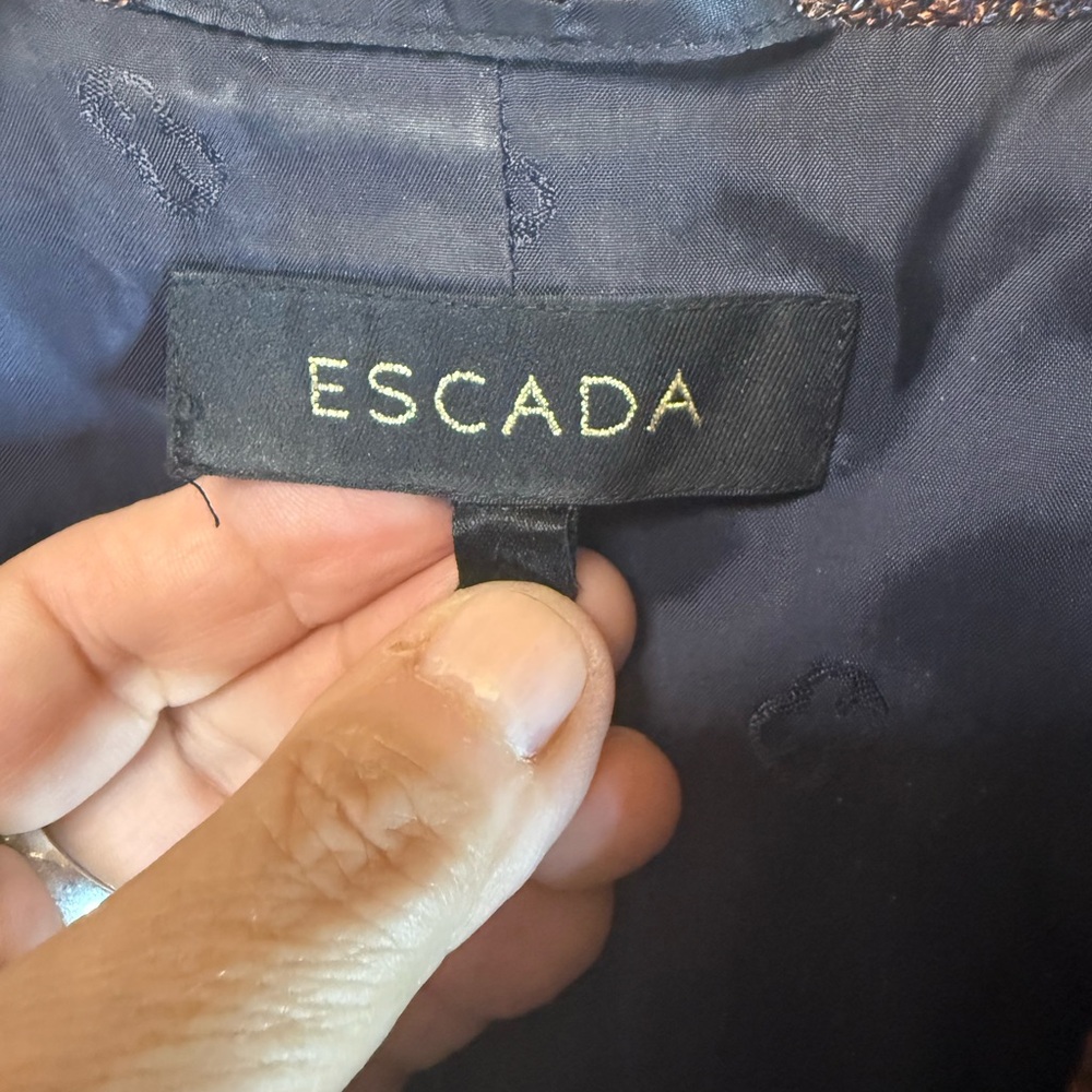 Escada Brown Wool/Alpaca/Silk Bouclé Blazer and Skirt Set - Picture 4 of 15